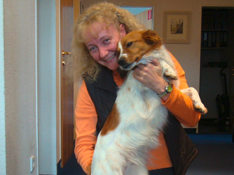 Marion Merkl mit Hund